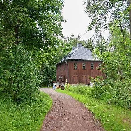Apartman Comfortable Attic In Near Forest Ilmenau
